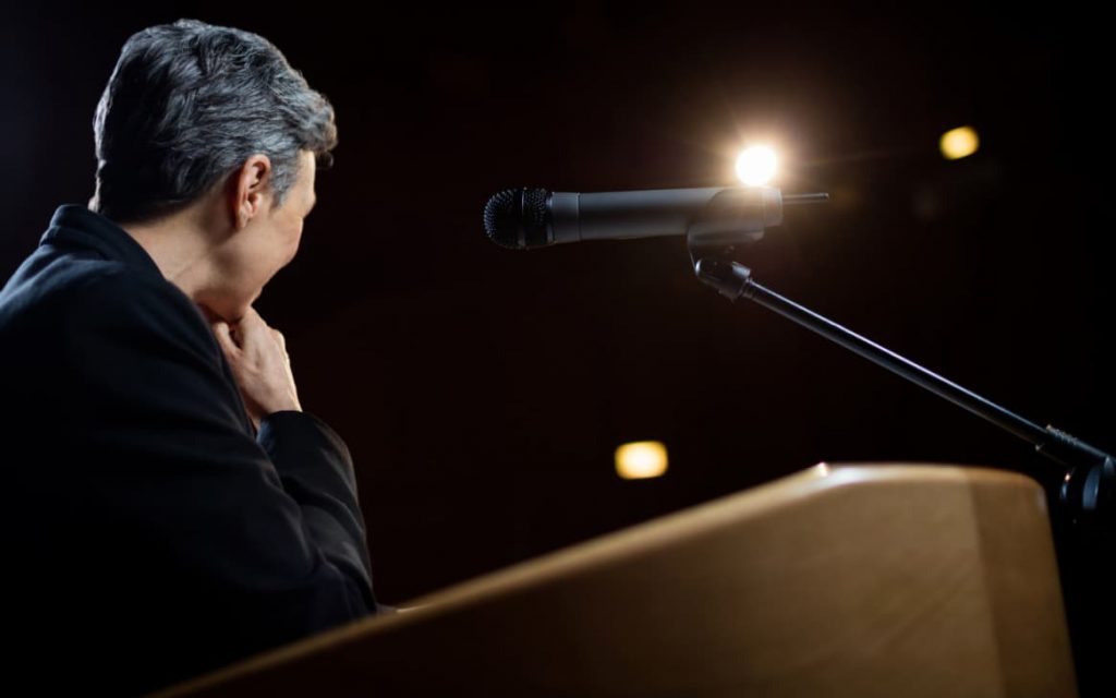 Epicflow – How to Master Public Speaking: Tips from World-Famous Speakers