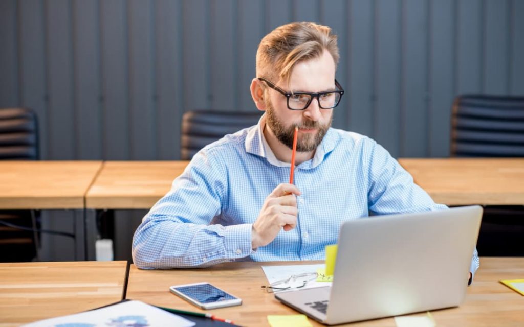 Epicflow – Student Syndrome in Project Management: Real Constraint or Just Human Factor?